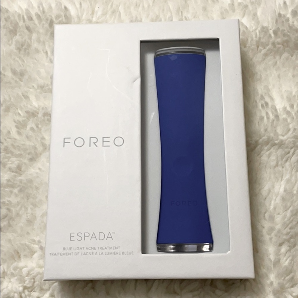 Foreo
ESPADA in Cobalt Blue – Blue Light Acne